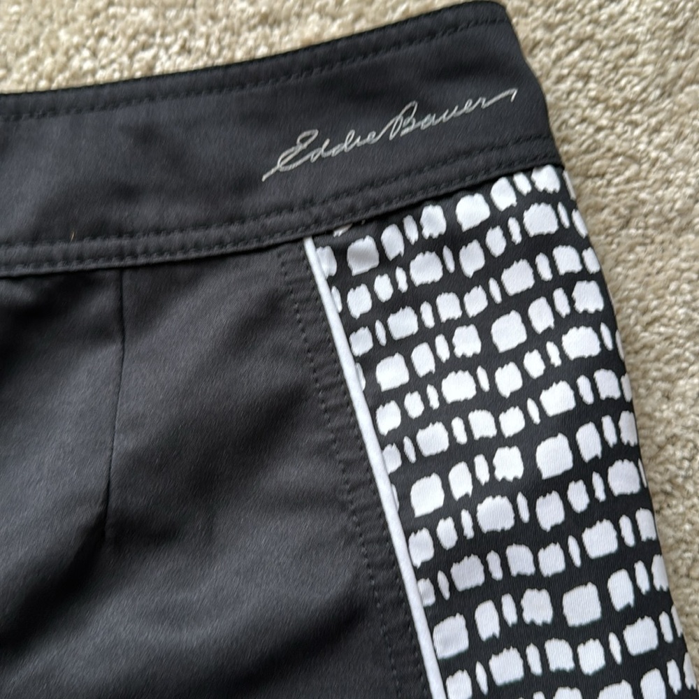 Eddie Bauer beach shorts size black and white size medium - Picture 4 of 4